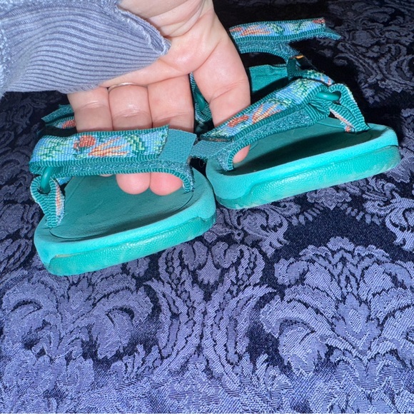 Teva Kids Veggie and Fruit Hurrican Sandals - Picture 4 of 4